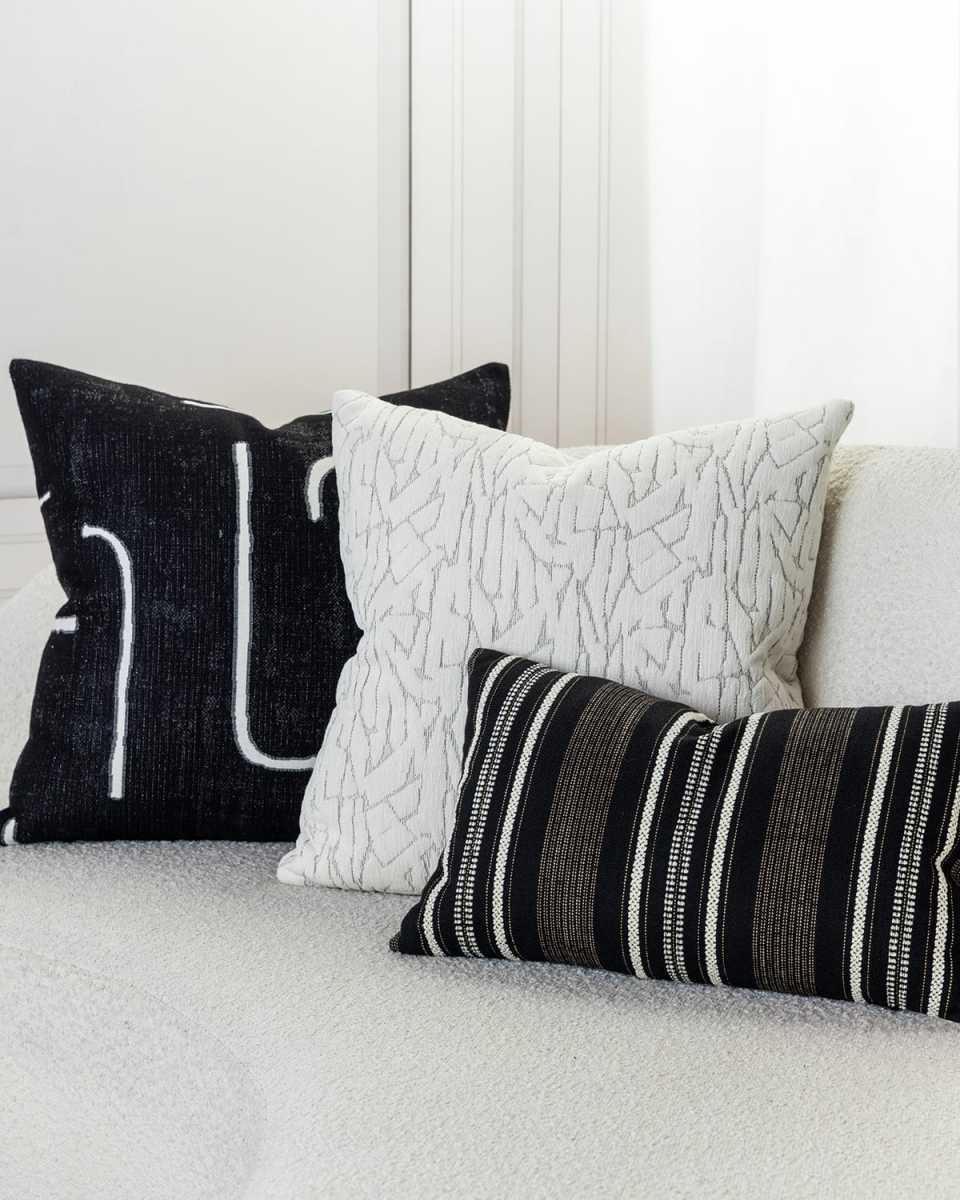 Synchronize Indoor/Outdoor Pillow, 20" Square